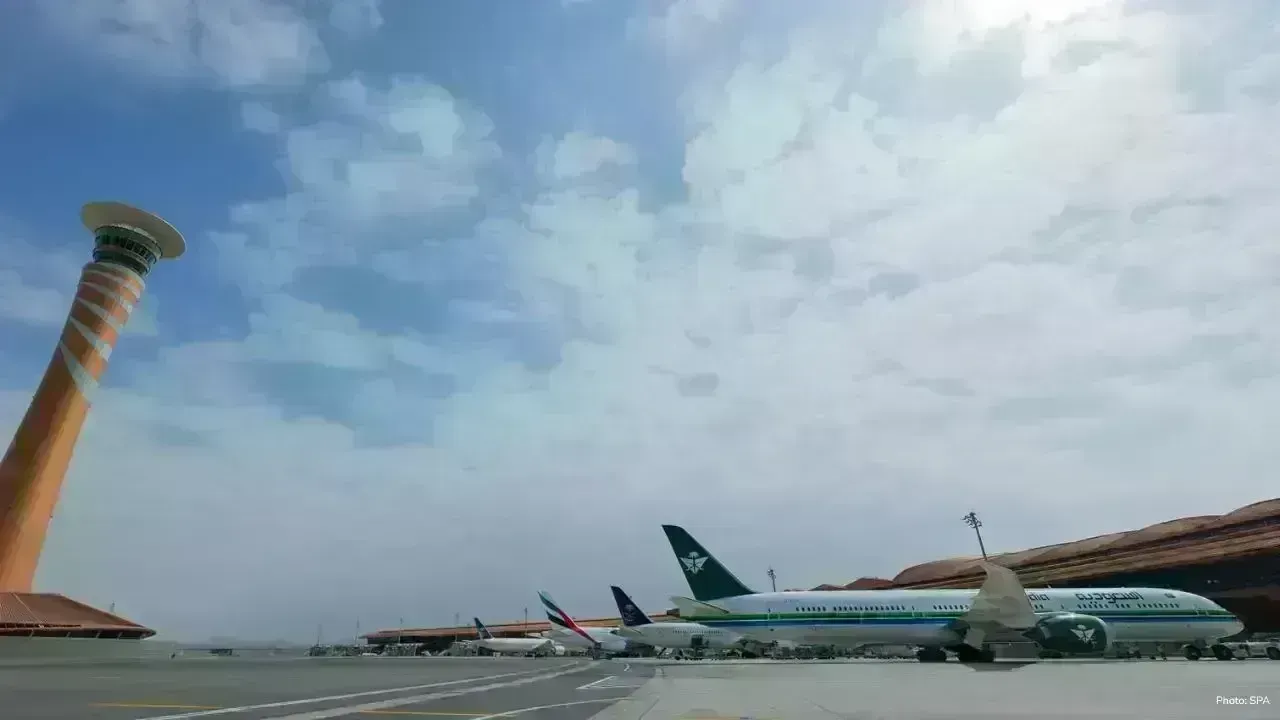 King Abdulaziz Airport Experiences Significant Passenger Surge in November 2025