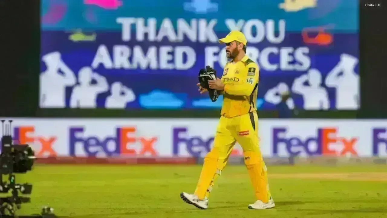 Murali Vijay Commends MS Dhoni’s Unique Leadership Style