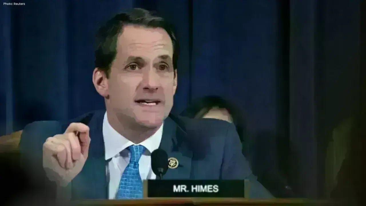 Bipartisan Push for Public Disclosure of Caribbean Military Strike Footage