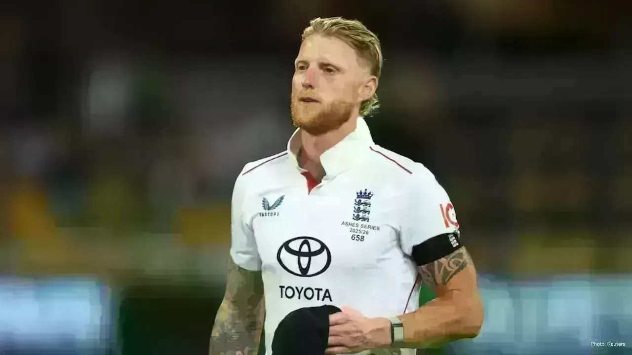 England Takes a Breather in Noosa Ahead of Crucial Adelaide Test