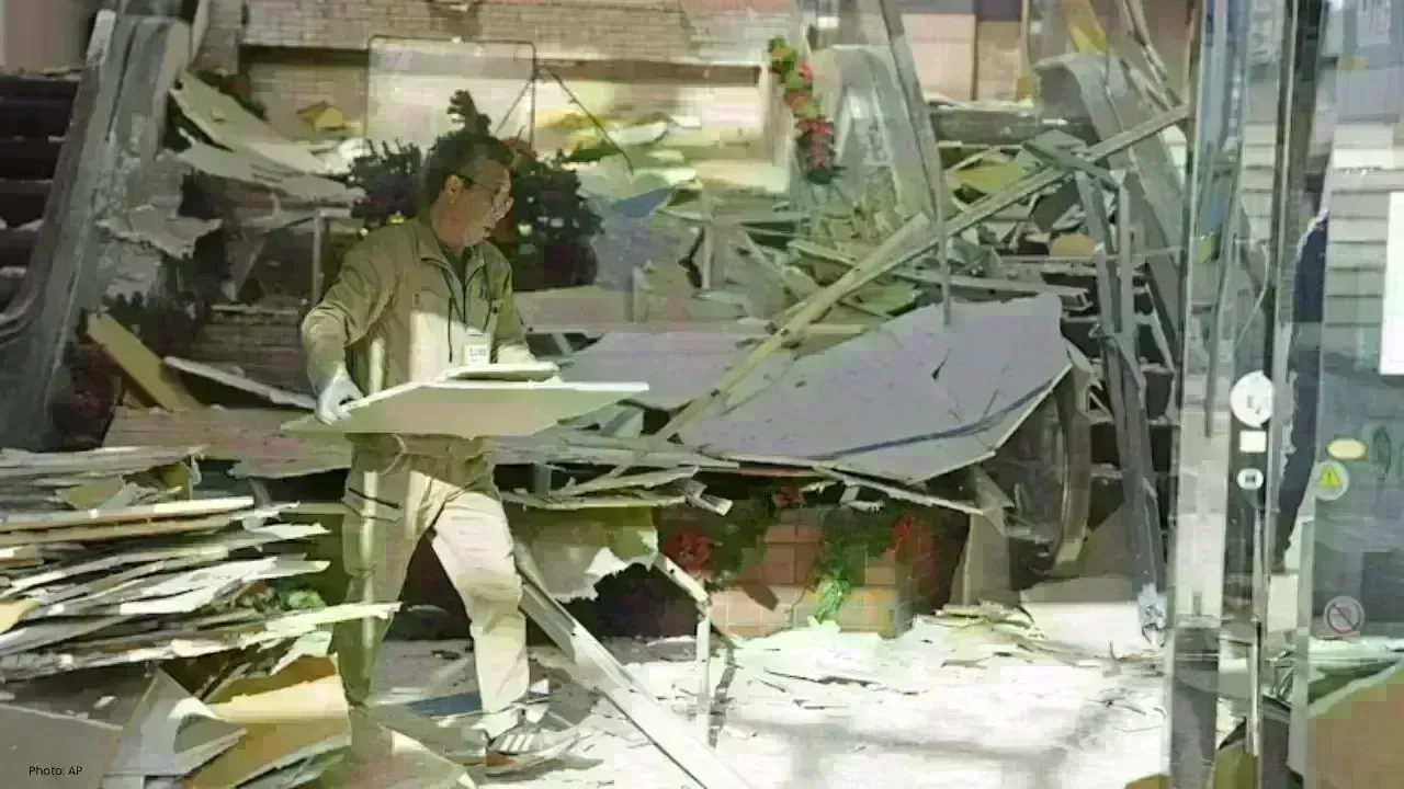 Severe 7.5 Magnitude Quake Strikes Japan, 30 Injured in Northeast Region