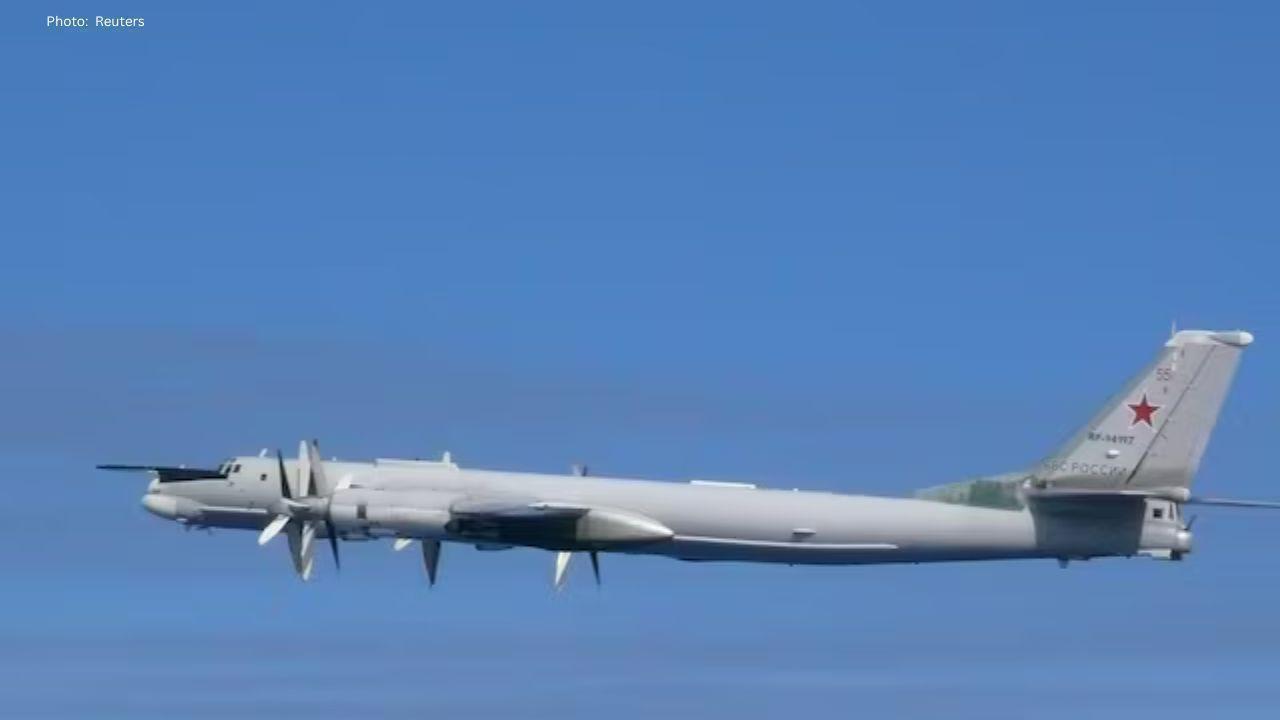 Russia and China Carry Out Joint Air Patrol Near Japan; Tokyo Calls It a “Show of Force”
