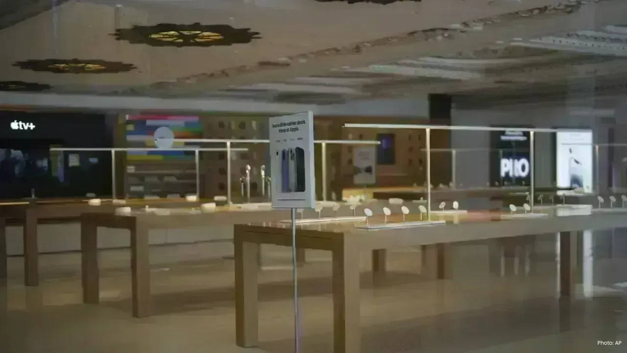 Apple Launches First Retail Outlet in Noida, Strengthening Its Indian Market Presence