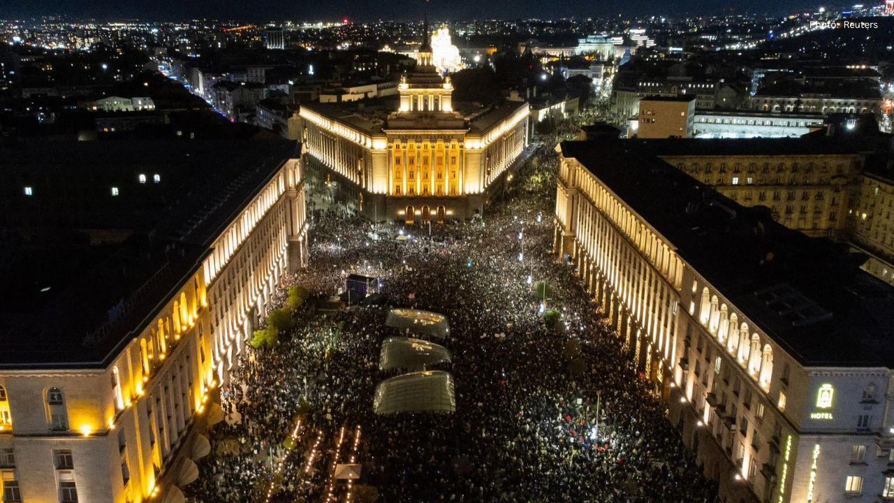 Bulgarian Government Falls After Weeks of Mass Protests