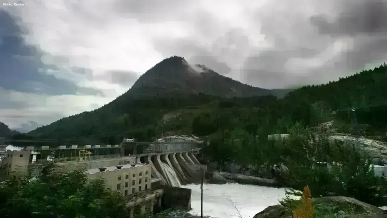 Manitoba Hydro's 10-Year Strategy to Boost Power Capacity by 1,760 MW