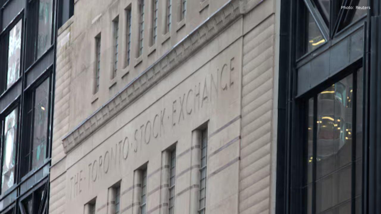 TSX Futures Slip as Investors Wait for Key U.S. Jobs Report