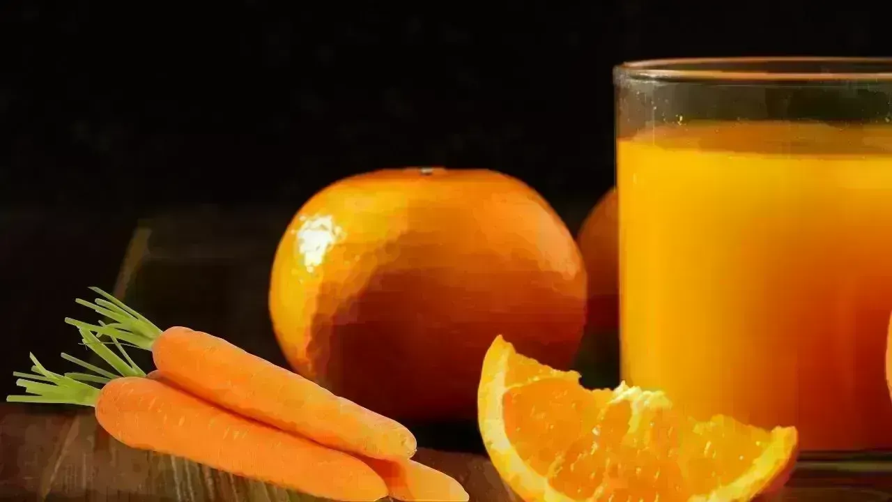 Carrot vs Kinnow Juice: Is Daily Intake of Carrot Juice Beneficial for Winter Wellness?