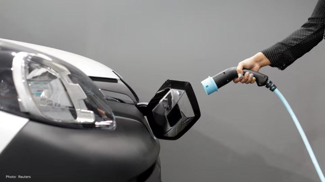 Europe Delays 2035 Engine Ban, But Electric Cars Remain the Road Ahead