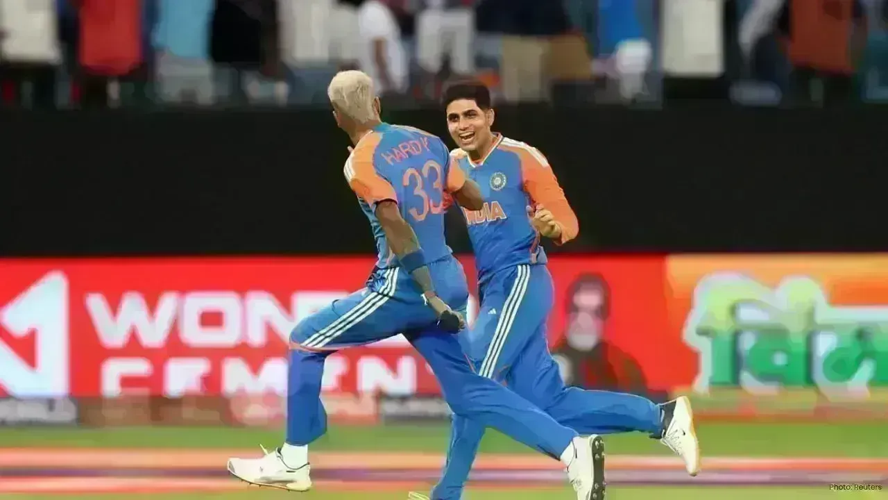 U19 Asia Cup Semi-Final Faces Rain Delay; India Chooses to Bowl