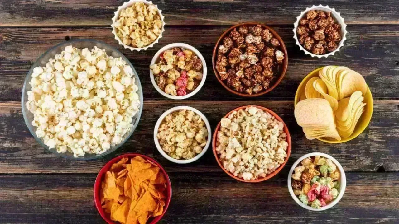 Top Tasty Snacks Under 100 Calories for Late-Night Cravings