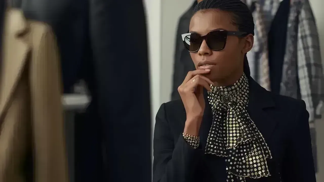 Luxury Outfits: The Hidden Error Making Them Uncomfortable