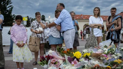 Australia Moves Toward Tougher Gun Laws After Bondi Beach Tragedy