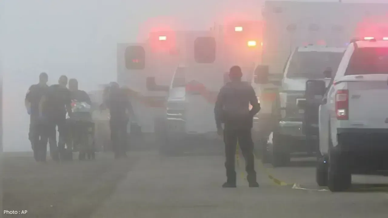 Fatal Crash of Mexican Navy Plane Near Texas Claims Five Lives