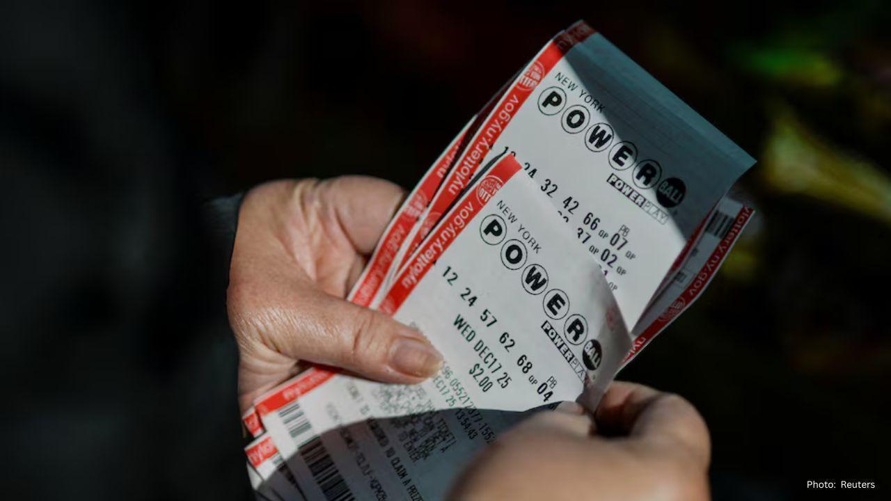 Arkansas ticket wins $1.8 billion Christmas Powerball jackpot