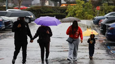 Heavy Christmas Storm Floods Southern California, Triggers Rescues and Evacuations