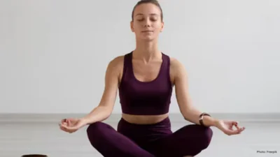 Transform Your Day in Just 10 Minutes with Daily Meditation, Say Yoga Experts