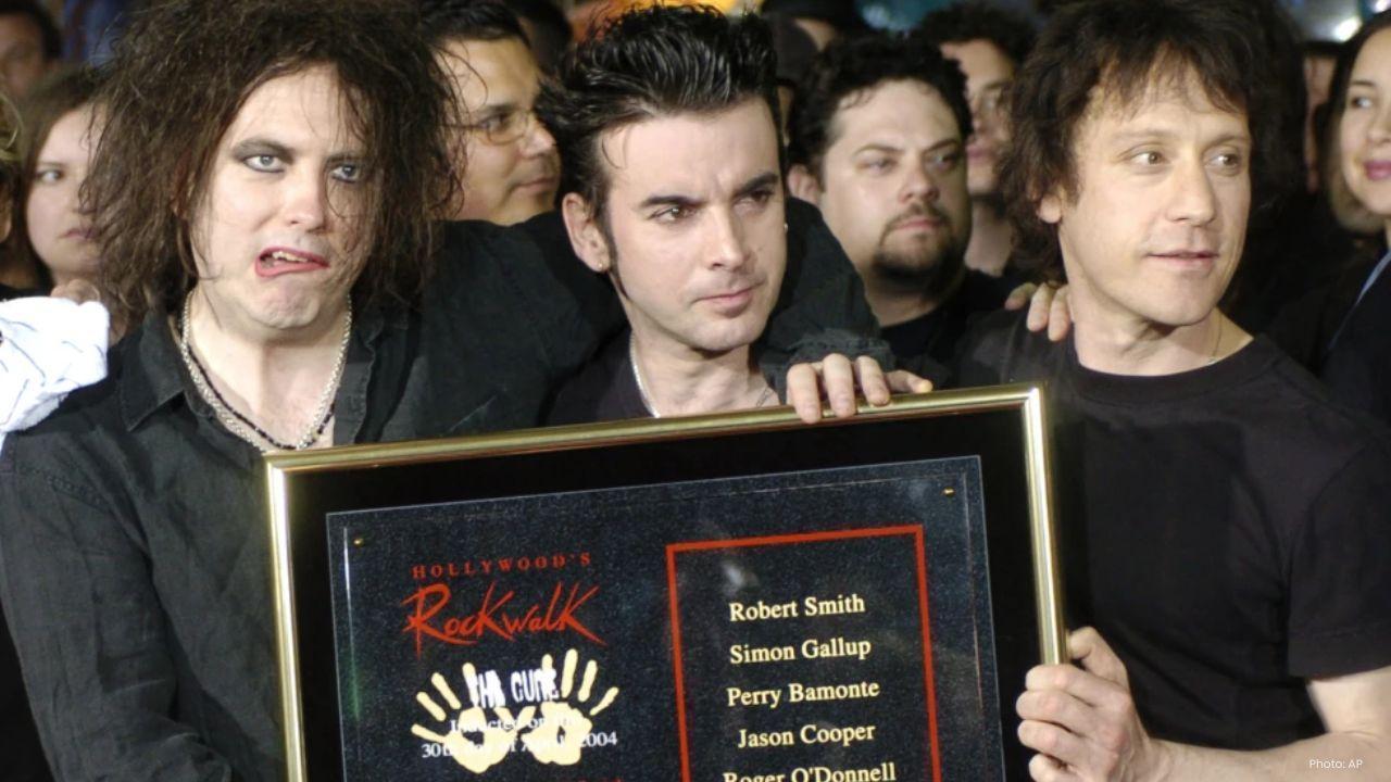 Perry Bamonte, Iconic Guitarist of The Cure, Passes Away at 65