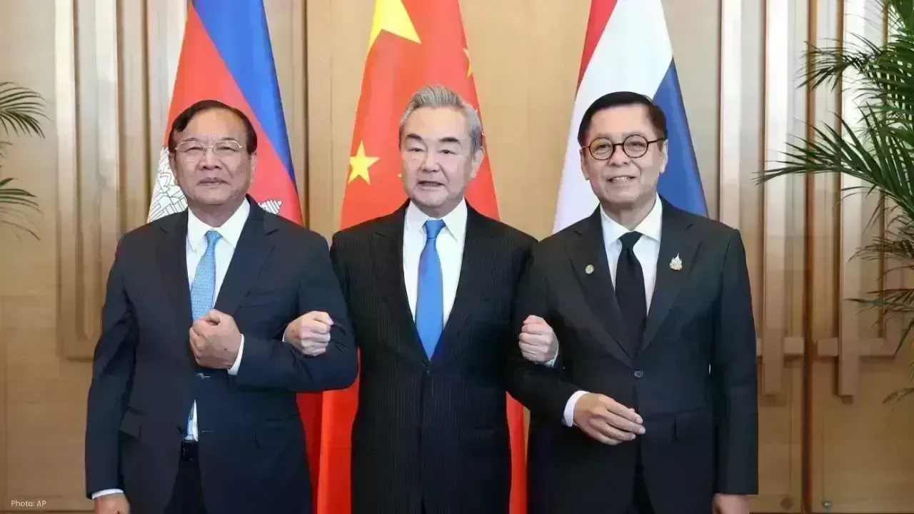 China Mediates Talks Between Cambodia and Thailand to Resolve Border Tensions