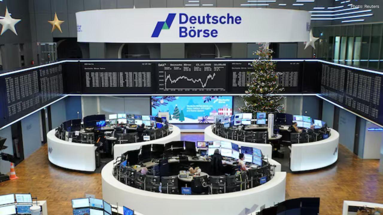 European Shares Hit Record High as Markets Reopen After Holidays