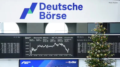 European Shares Stay Steady Near Record Highs as Year-End Trading Slows