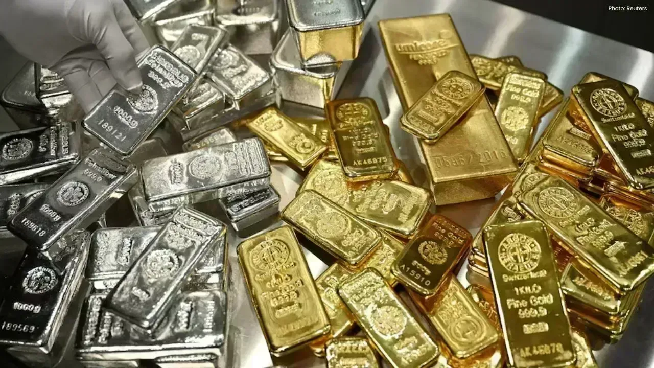 Silver Shines Bright in 2025 Amidst Gold and Copper's Rise, While Oil Prices Decline