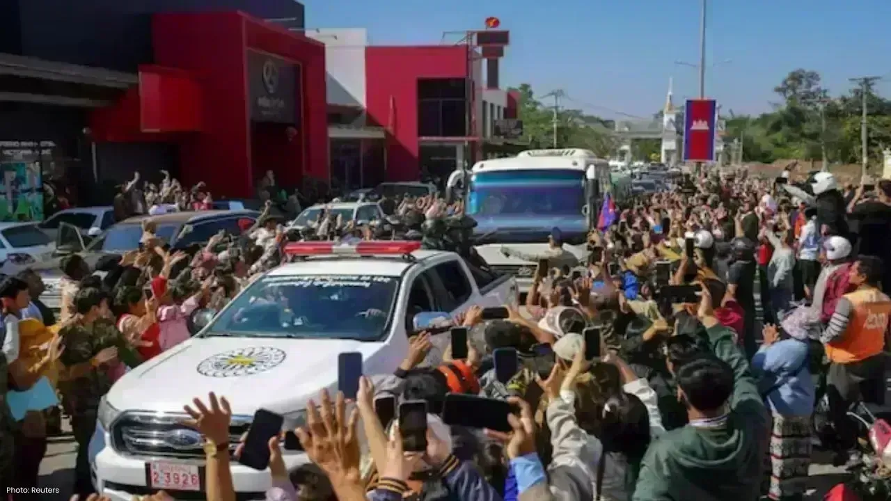 Thailand Releases 18 Cambodian Soldiers in Ceasefire Shift