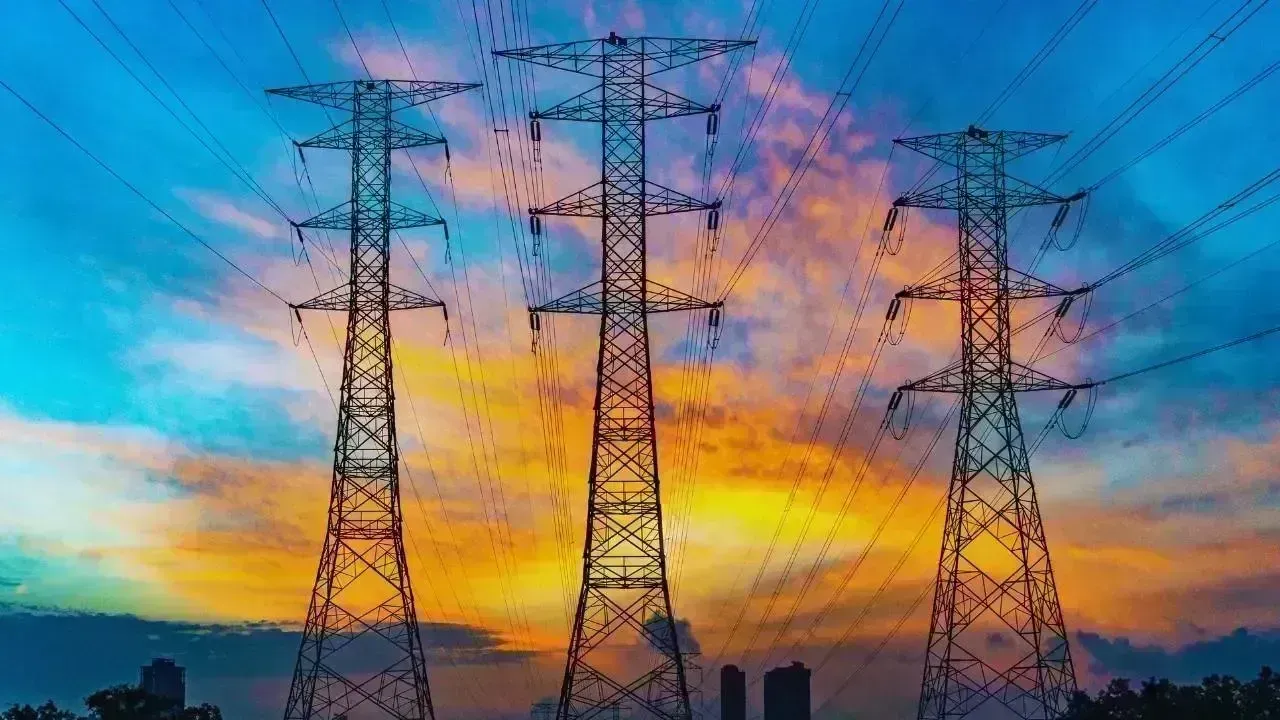 India's Power Grid: Navigating Increased Demand and System Strain