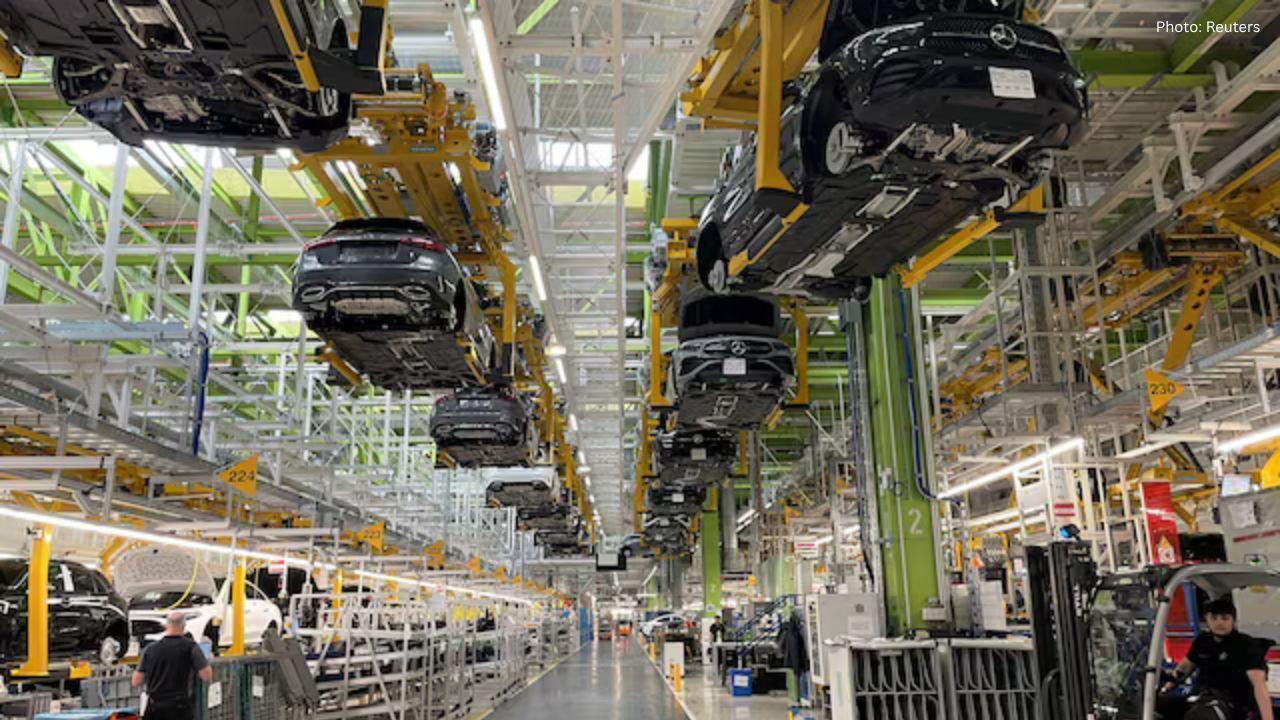 German Exporters Brace for Long Slowdown as U.S. and China Demand Weakens