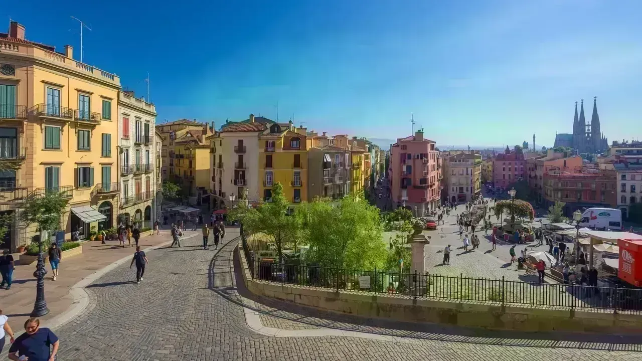 Optimal Areas for Walkable Sightseeing in Barcelona