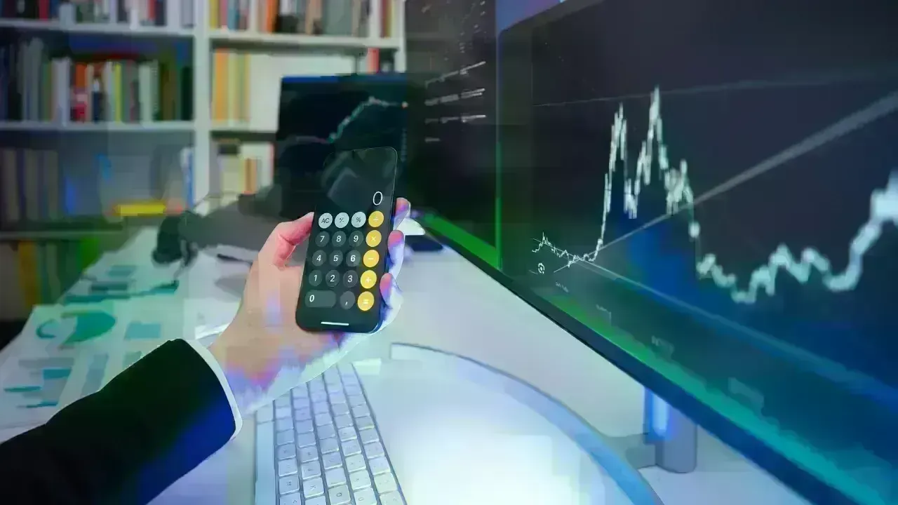 Investors' Focus: Key Stocks on January 8, 2026 Amid Corporate Developments