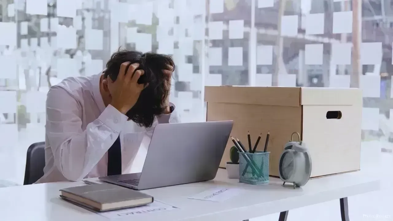 US Job Market Struggles in 2025: A Cautionary Tale