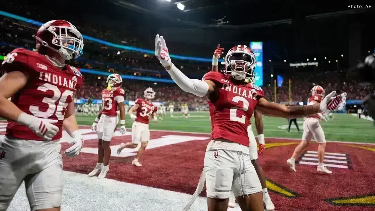 Indiana Crushes Oregon 56-22 in Peach Bowl, Storms Into National Championship Game