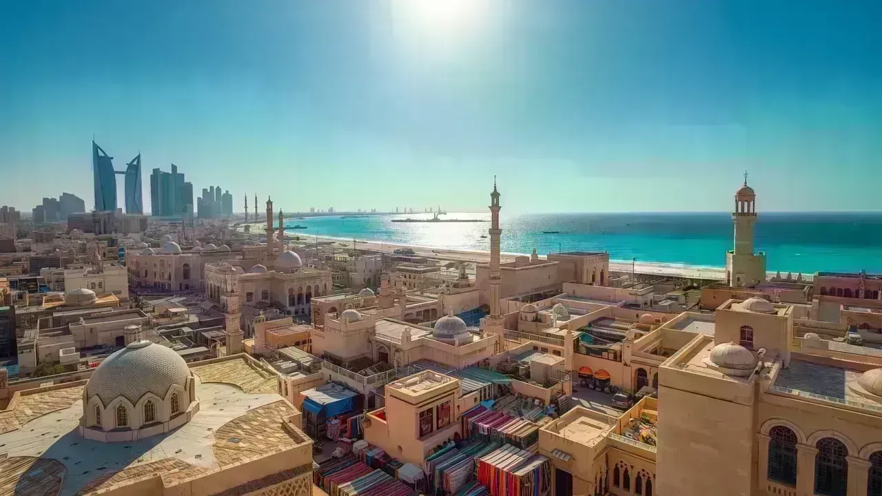 Comprehensive Travel Itinerary for Abu Dhabi: Merging Desert Luxury with Urban Comfort