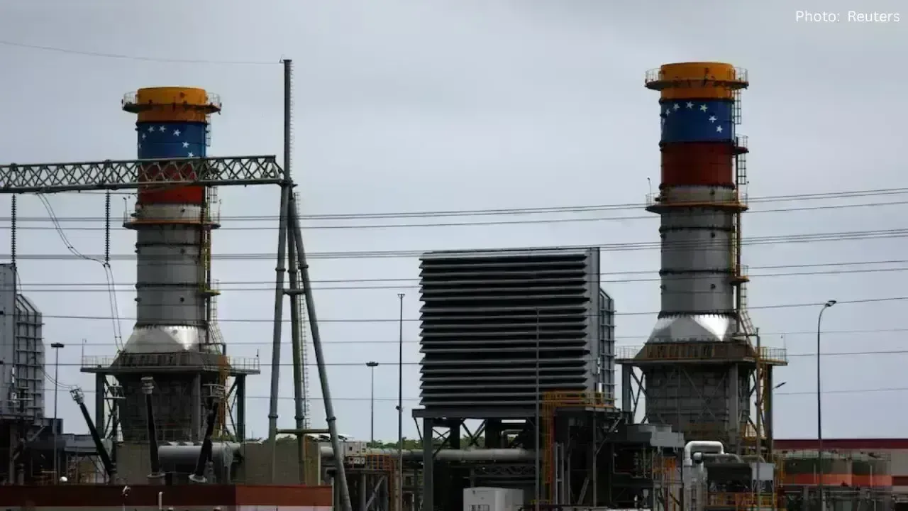 Russia Pushes Back Against Trump’s Claims on Venezuela’s Oil