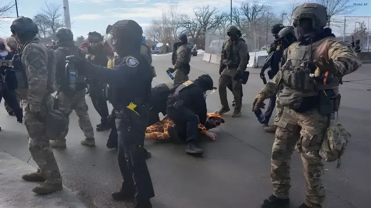 U.S. Justice Department Chooses Not to Pursue Minneapolis ICE Officer Shooting Investigation