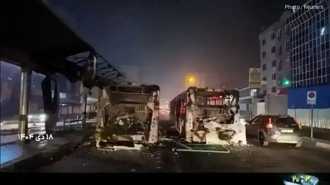 Trump Says Iran’s Crackdown Is Easing as Tehran Denies Planned Execution