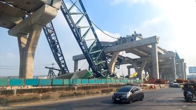 Deadly Crane Incident in Thailand: 2 Lives Lost, 5 Hurt