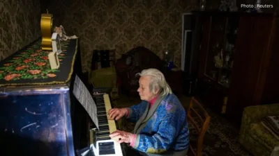 Ukrainians Face Freezing Winter Amid Russian Strikes on Power Grid