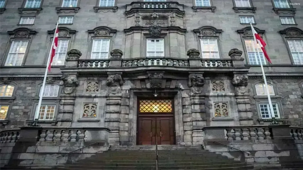 US Lawmakers Visit Denmark to Calm Tensions Over Greenland