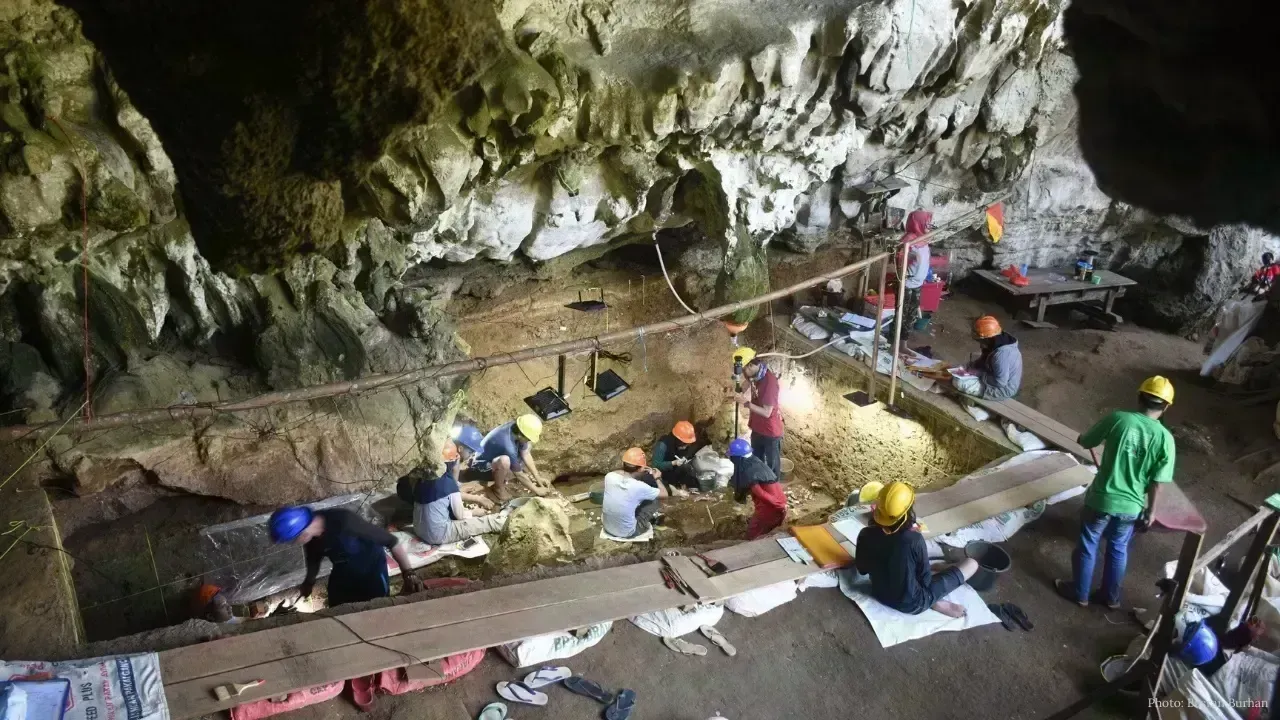 Revisiting Human Origins: New Discoveries at Leang Bulu Bettue in Indonesia