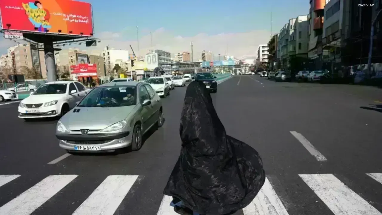 Hackers Break Into Iran State TV to Air Message Backing Exiled Crown Prince