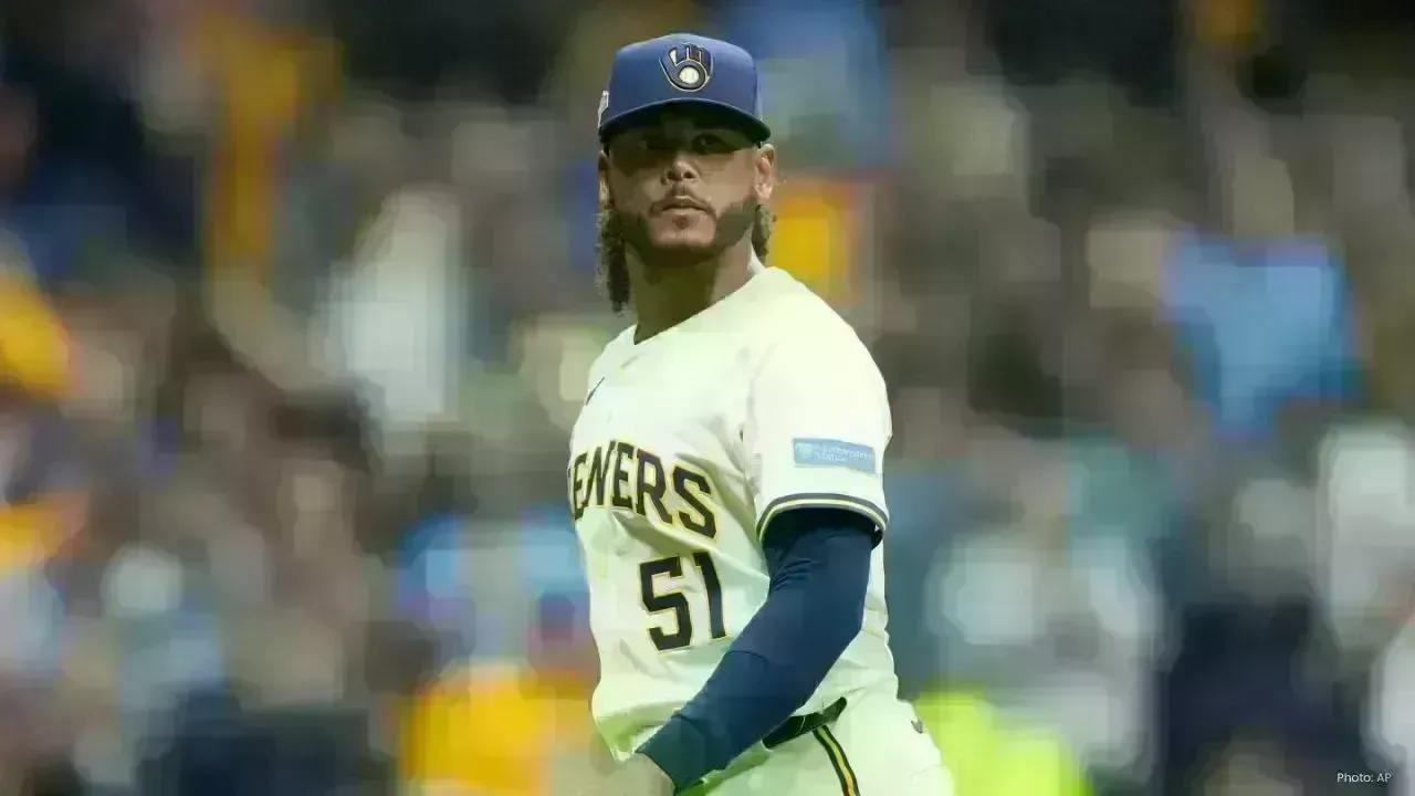 Mets Make Strategic Trade for Peralta and Myers