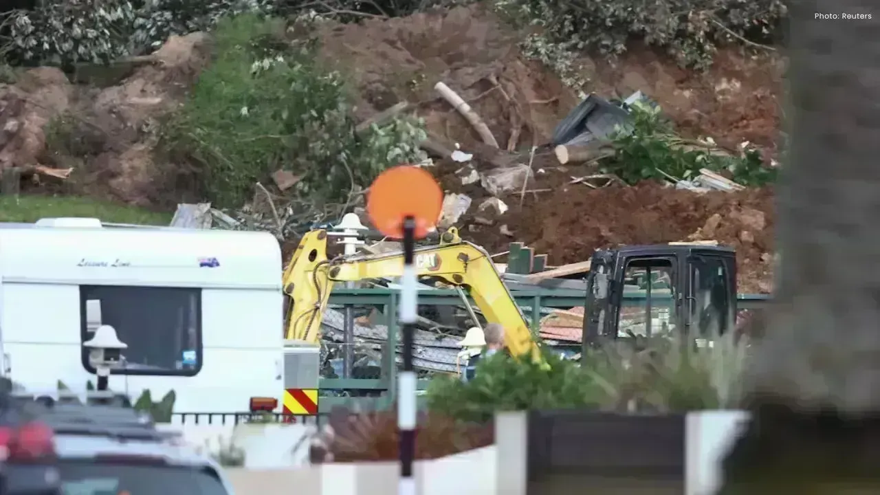 Rescue Teams Brace for Long Search After New Zealand Landslide Leaves Six Missing