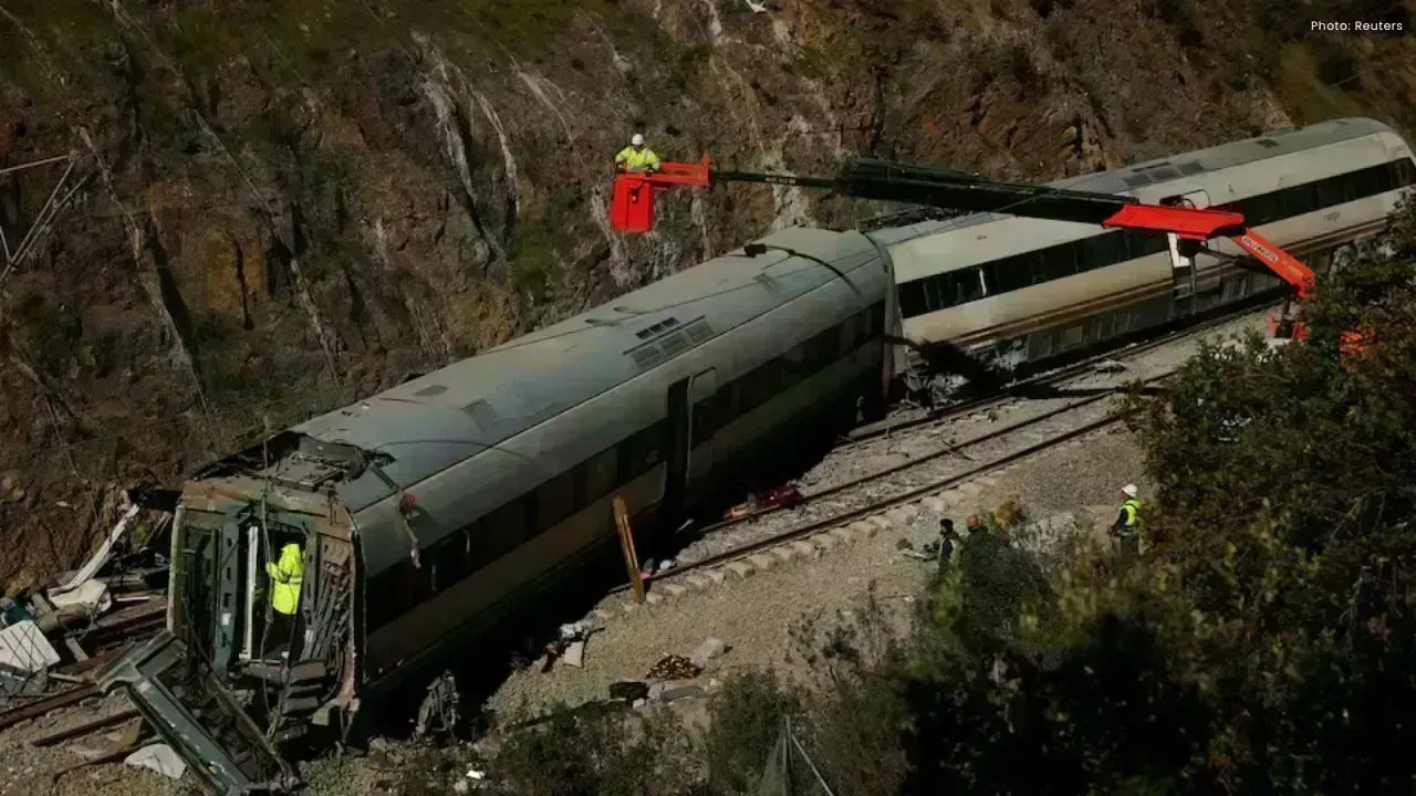 Rail Fracture Likely Caused Deadly High-Speed Train Crash in Southern Spain