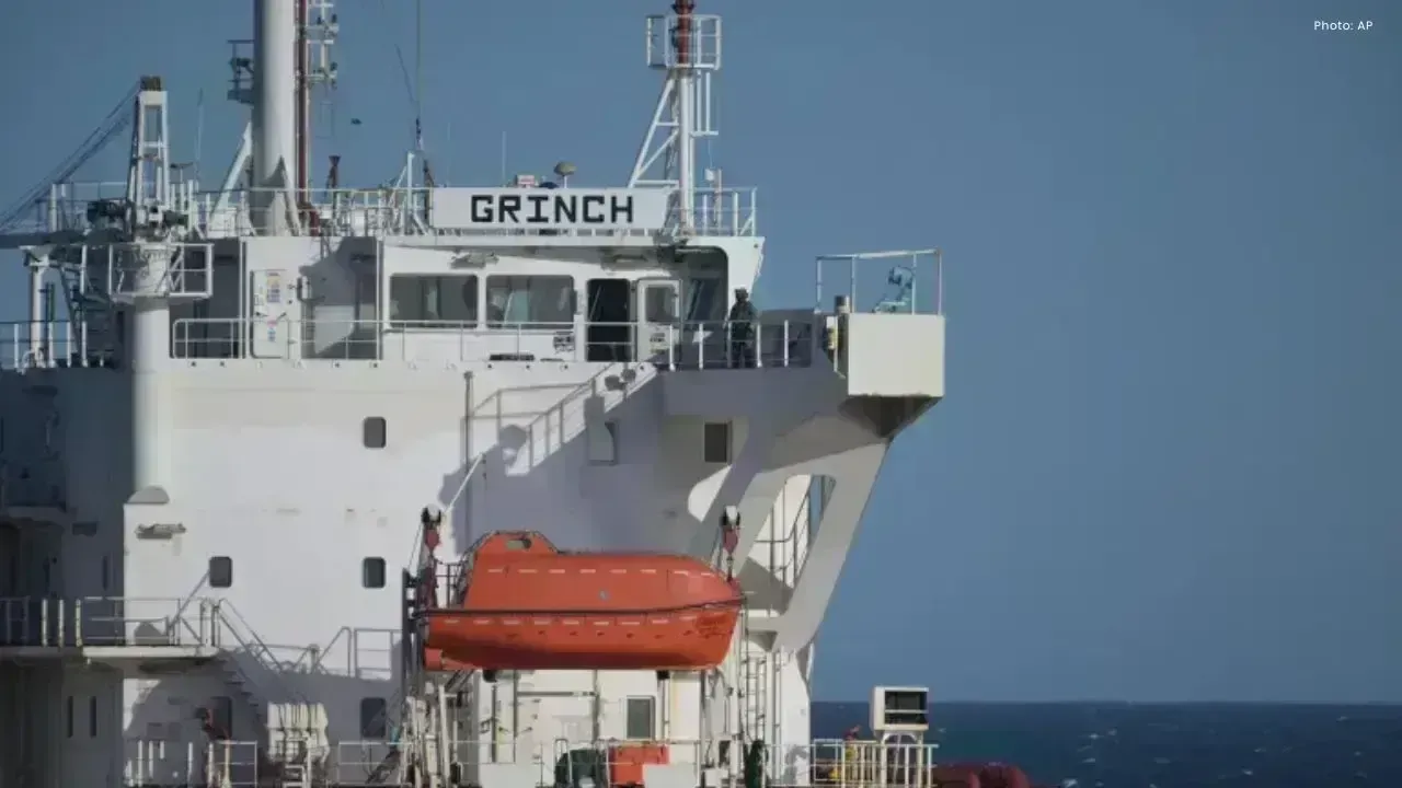 French Naval Forces Divert Russian ‘Shadow Fleet’ Oil Tanker to Port for Checks