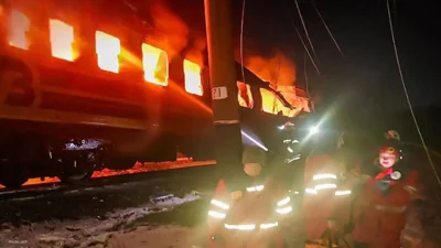 Russian Assaults Claim 12 Lives, Target Train and Energy Infrastructure in Ukraine