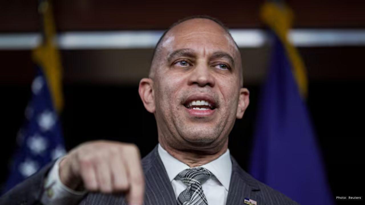 Threat Case Against Hakeem Jeffries Ends With Guilty Plea From Jan 6 Defendant