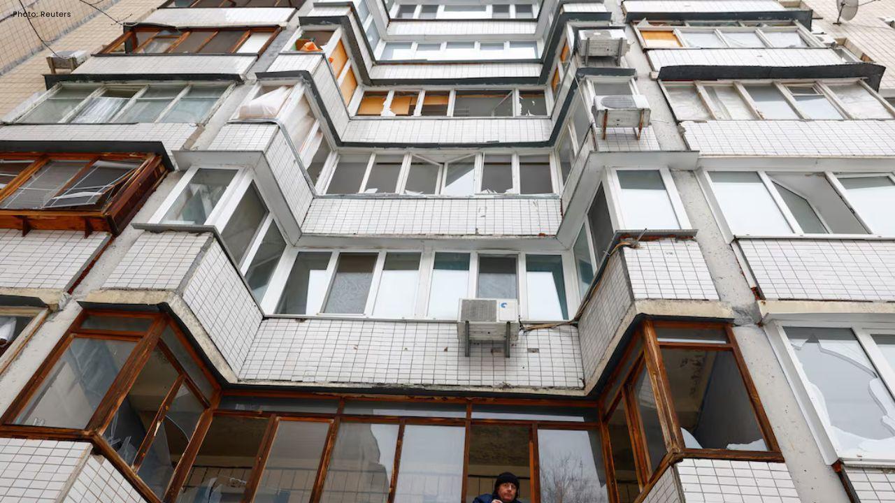 Russian Strikes on Ukraine’s Power Grid Deepen Civilian Suffering in Winter