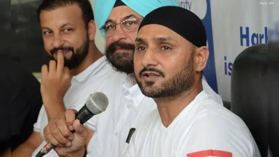 Harbhajan Singh Issues Warning Ahead of India-Pakistan T20 Clash