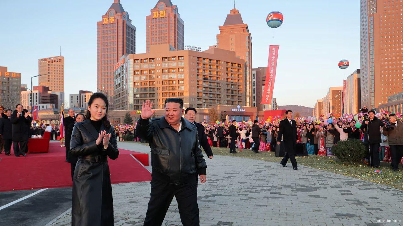 North Korea Highlights New Pyongyang Housing as Major Party Meeting Draws Near
